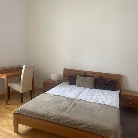 Apartman Pistacia Priame Centrum Bb 班斯卡-比斯特里察 外观 照片