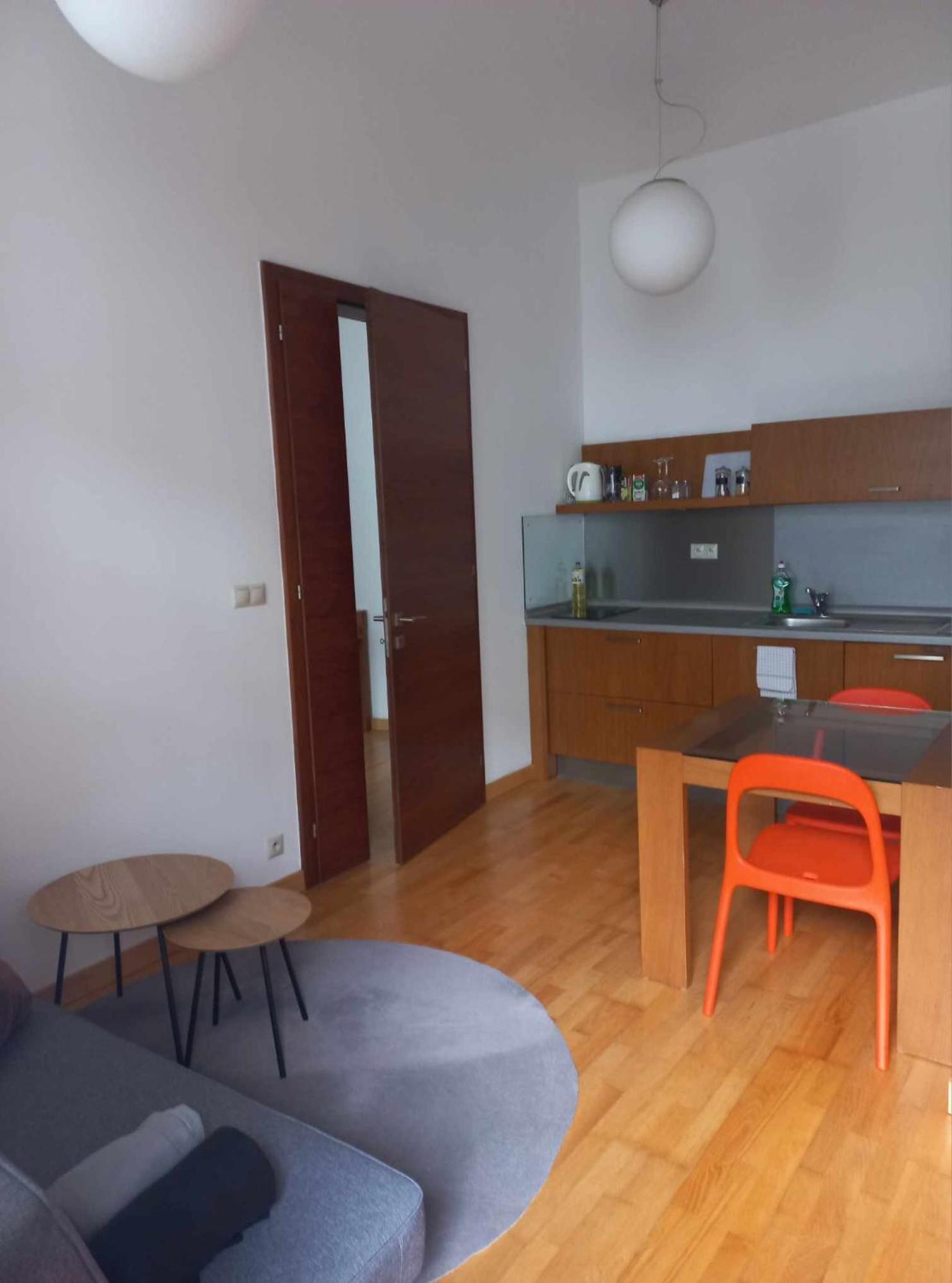 Apartman Pistacia Priame Centrum Bb 班斯卡-比斯特里察 外观 照片